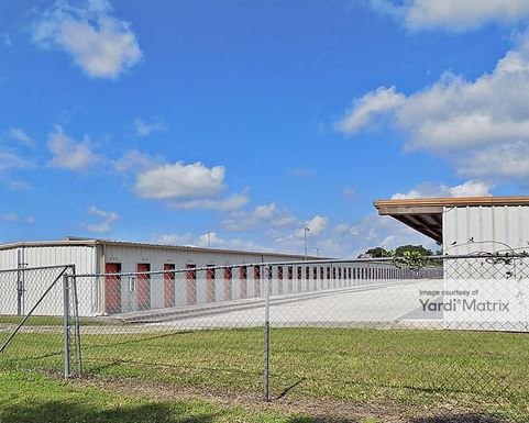 Source URL: https://cdnsc.rentcafe.com/dmslivecafe/3/1064432/1064432-1-4.jpg?width=-1&height=385&quality=80