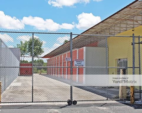 Source URL: https://cdnsc.rentcafe.com/dmslivecafe/3/1064438/1064438-1-3.jpg?width=-1&height=385&quality=80