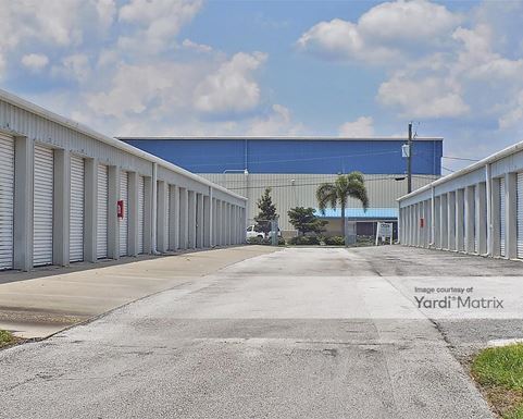 Source URL: https://cdnsc.rentcafe.com/dmslivecafe/3/1064440/1064440-1-4.jpg?width=-1&height=385&quality=80