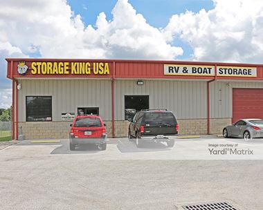 Storage Units for Rent available at 2100 Dundee Road, Winter Haven, FL 33884