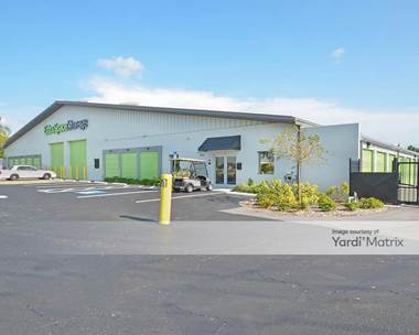 Storage Units for Rent available at 2950 Gandy Blvd, St Petersburg, FL 33702
