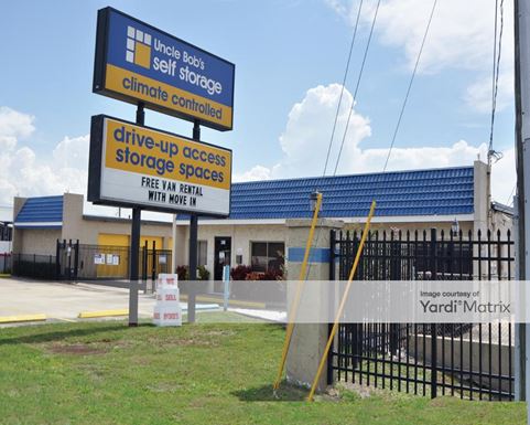 Source URL: https://cdnsc.rentcafe.com/dmslivecafe/3/1064482/1064482-1-3.jpg?width=-1&height=385&quality=80