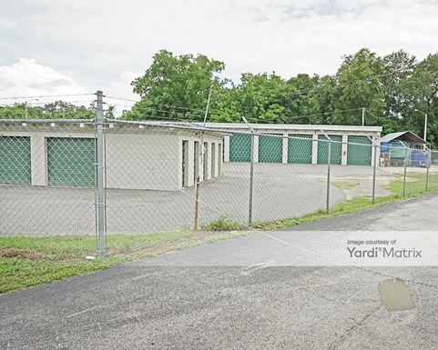 Source URL: https://cdnsc.rentcafe.com/dmslivecafe/3/1064492/1064492-1-3.jpg?width=-1&height=385&quality=80