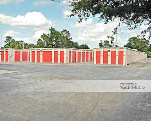 Source URL: https://cdnsc.rentcafe.com/dmslivecafe/3/1064495/1064495-1-4.jpg?width=-1&height=385&quality=80