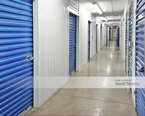 Source URL: https://cdnsc.rentcafe.com/dmslivecafe/3/1064510/1064510-1-4.jpg?width=-1&height=385&quality=80