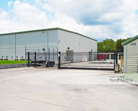 Source URL: https://cdnsc.rentcafe.com/dmslivecafe/3/1064513/1064513-1-2.jpg?width=-1&height=385&quality=80