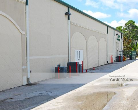 Source URL: https://cdnsc.rentcafe.com/dmslivecafe/3/1064514/1064514-1-3.jpg?width=-1&height=385&quality=80