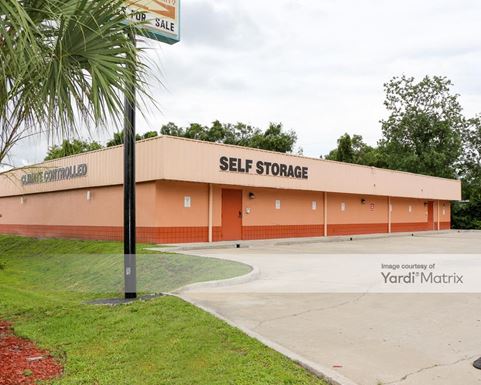 Source URL: https://cdnsc.rentcafe.com/dmslivecafe/3/1064525/1064525-1-5.jpg?width=-1&height=385&quality=80