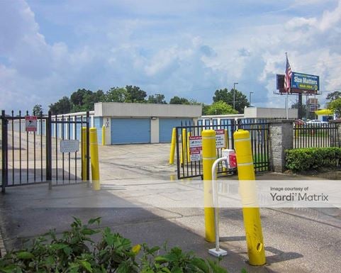 Source URL: https://cdnsc.rentcafe.com/dmslivecafe/3/1064527/1064527-1-2.jpg?width=-1&height=385&quality=80