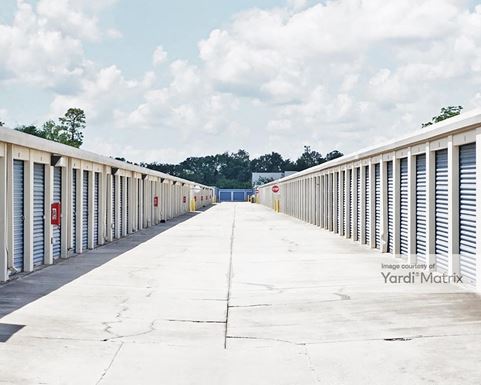 Source URL: https://cdnsc.rentcafe.com/dmslivecafe/3/1064527/1064527-1-4.jpg?width=-1&height=385&quality=80