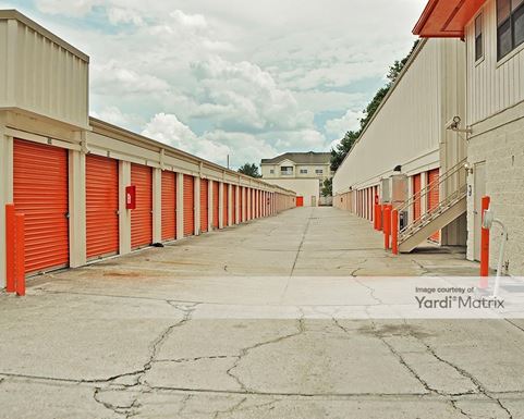 Source URL: https://cdnsc.rentcafe.com/dmslivecafe/3/1064550/1064550-1-4.jpg?width=-1&height=385&quality=80