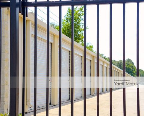 Source URL: https://cdnsc.rentcafe.com/dmslivecafe/3/1064558/1064558-1-3.jpg?width=-1&height=385&quality=80