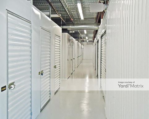 Source URL: https://cdnsc.rentcafe.com/dmslivecafe/3/1064563/1064563-1-5.jpg?width=-1&height=385&quality=80