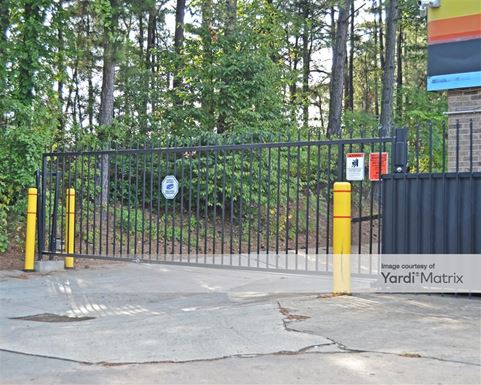 Source URL: https://cdnsc.rentcafe.com/dmslivecafe/3/1064613/1064613-1-5.jpg?width=-1&height=385&quality=80