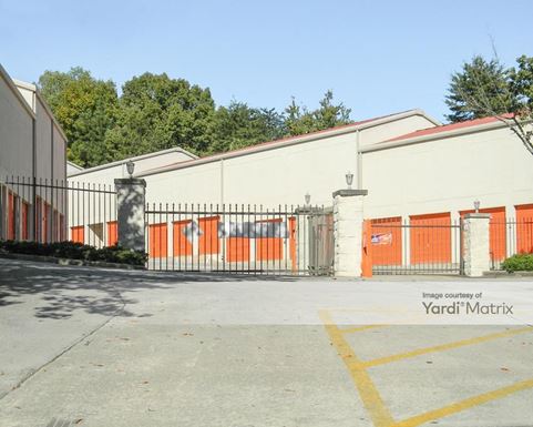 Source URL: https://cdnsc.rentcafe.com/dmslivecafe/3/1064640/1064640-1-3.jpg?width=-1&height=385&quality=80