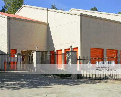 Source URL: https://cdnsc.rentcafe.com/dmslivecafe/3/1064640/1064640-1-4.jpg?width=-1&height=385&quality=80