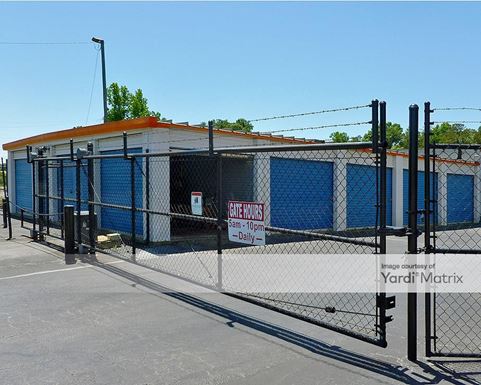 Source URL: https://cdnsc.rentcafe.com/dmslivecafe/3/1064645/1064645-1-4.jpg?width=-1&height=385&quality=80