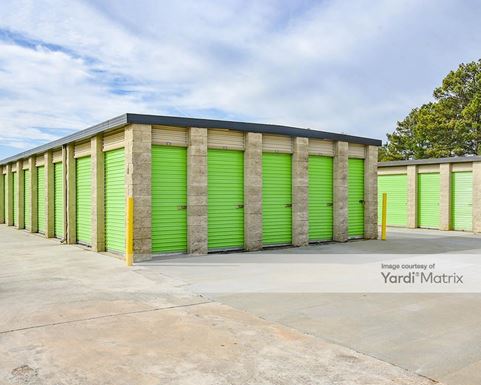 Source URL: https://cdnsc.rentcafe.com/dmslivecafe/3/1064652/1064652-1-6.jpg?width=-1&height=385&quality=80