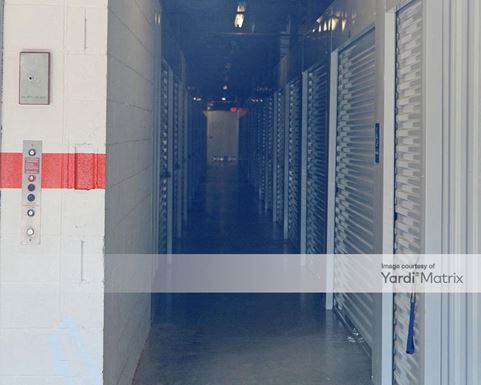 Source URL: https://cdnsc.rentcafe.com/dmslivecafe/3/1064684/1064684-1-3.jpg?width=-1&height=385&quality=80