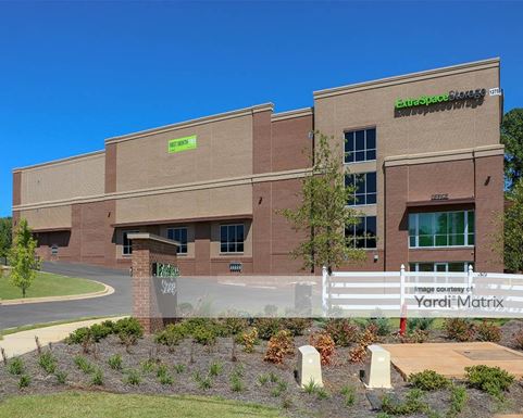 Source URL: https://cdnsc.rentcafe.com/dmslivecafe/3/1064684/1064684-1-4.jpg?width=-1&height=385&quality=80