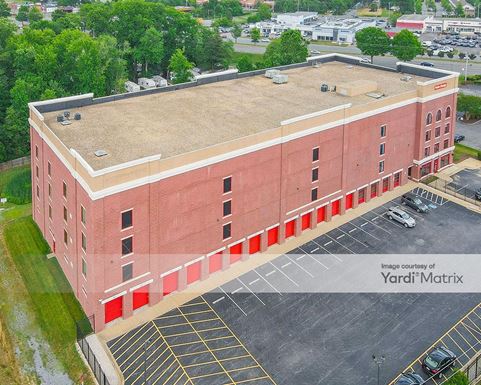 Source URL: https://cdnsc.rentcafe.com/dmslivecafe/3/1064694/1064694-1-2.jpg?width=-1&height=385&quality=80