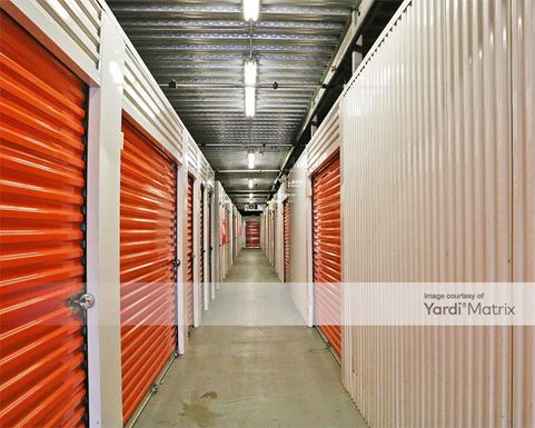 Source URL: https://cdnsc.rentcafe.com/dmslivecafe/3/1064705/1064705-1-5.jpg?width=-1&height=385&quality=80