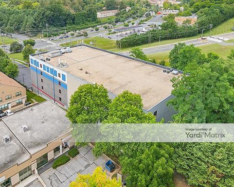 Source URL: https://cdnsc.rentcafe.com/dmslivecafe/3/1064706/1064706-1-4.jpg?width=-1&height=385&quality=80