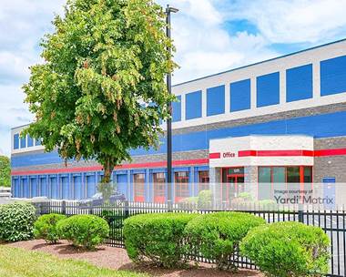 Storage Units for Rent available at 12311 Parklawn Drive, Rockville, MD 20852