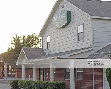 Storage Units for Rent available at 2809 Belt Line Road, Garland, TX 75044