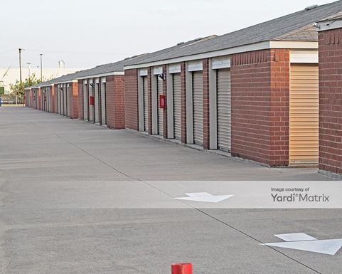 Source URL: https://cdnsc.rentcafe.com/dmslivecafe/3/1064722/1064722-1-3.jpg?width=-1&height=385&quality=80