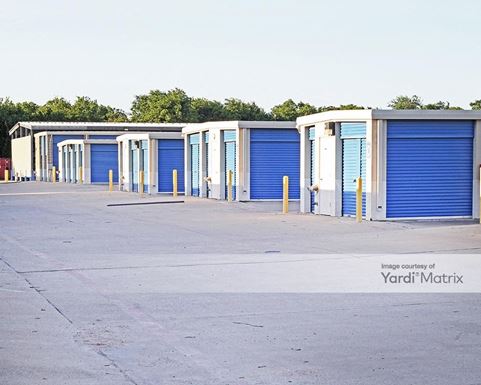 Source URL: https://cdnsc.rentcafe.com/dmslivecafe/3/1064728/1064728-1-4.jpg?width=-1&height=385&quality=80