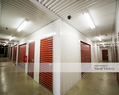 Source URL: https://cdnsc.rentcafe.com/dmslivecafe/3/1064731/1064731-1-5.jpg?width=-1&height=385&quality=80