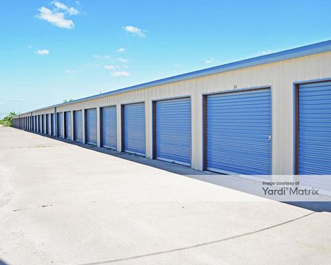 Source URL: https://cdnsc.rentcafe.com/dmslivecafe/3/1064732/1064732-1-3.jpg?width=-1&height=385&quality=80