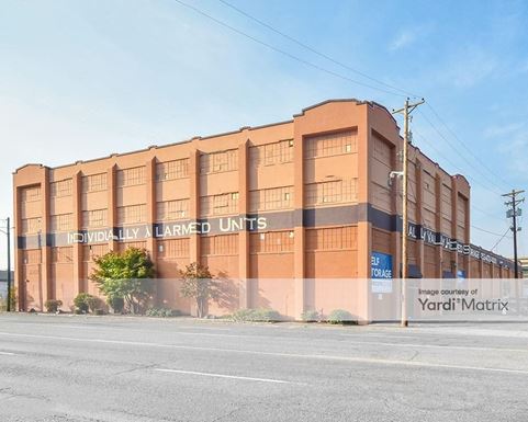 Source URL: https://cdnsc.rentcafe.com/dmslivecafe/3/1064742/1064742-1-4.jpg?width=-1&height=385&quality=80