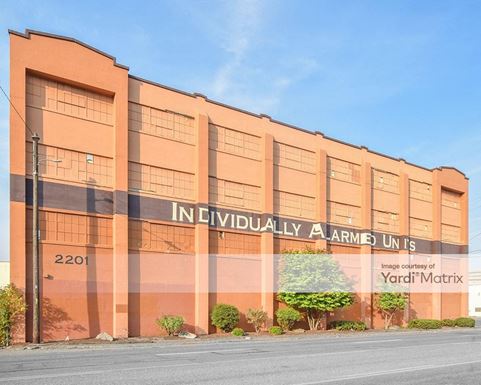 Source URL: https://cdnsc.rentcafe.com/dmslivecafe/3/1064742/1064742-1-5.jpg?width=-1&height=385&quality=80