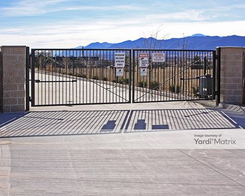 Source URL: https://cdnsc.rentcafe.com/dmslivecafe/3/1064799/1064799-1-4.jpg?width=-1&height=385&quality=80