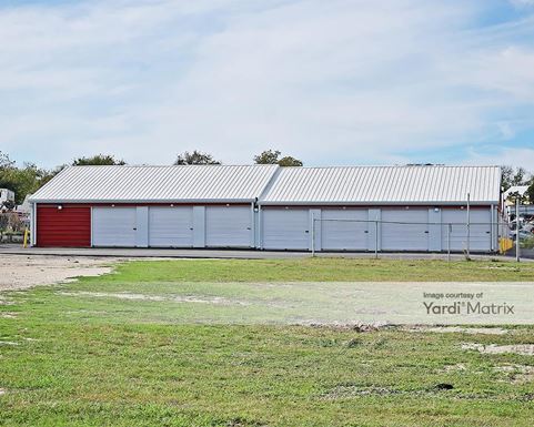 Source URL: https://cdnsc.rentcafe.com/dmslivecafe/3/1064805/1064805-1-5.jpg?width=-1&height=385&quality=80