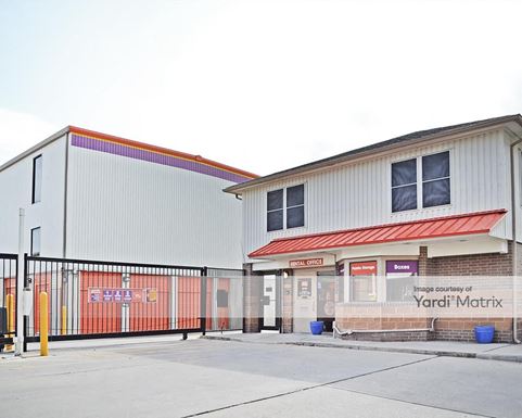 Source URL: https://cdnsc.rentcafe.com/dmslivecafe/3/1064808/1064808-1-2.jpg?width=-1&height=385&quality=80