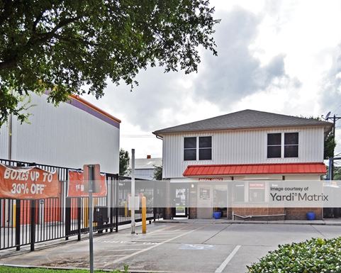 Source URL: https://cdnsc.rentcafe.com/dmslivecafe/3/1064808/1064808-1-3.jpg?width=-1&height=385&quality=80