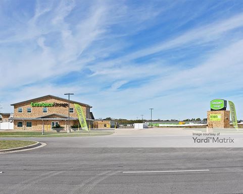 Source URL: https://cdnsc.rentcafe.com/dmslivecafe/3/1064818/1064818-1-3.jpg?width=-1&height=385&quality=80