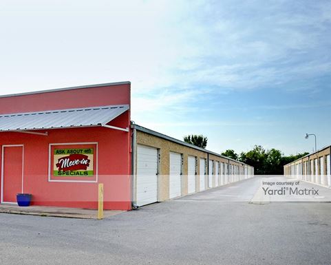 Source URL: https://cdnsc.rentcafe.com/dmslivecafe/3/1064820/1064820-1-5.jpg?width=-1&height=385&quality=80