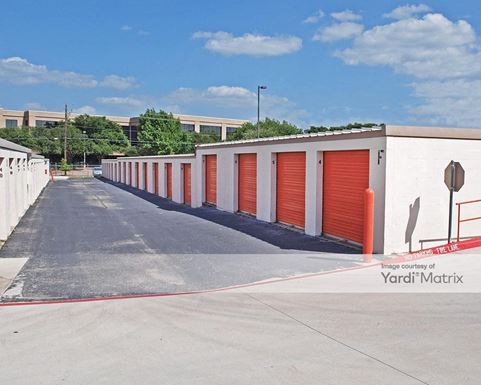 Source URL: https://cdnsc.rentcafe.com/dmslivecafe/3/1064831/1064831-1-3.jpg?width=-1&height=385&quality=80