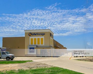 Storage Units for Rent available at 9717 East US Highway 290, Austin, TX 78724