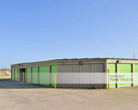 Source URL: https://cdnsc.rentcafe.com/dmslivecafe/3/1064835/1064835-1-2.jpg?width=-1&height=385&quality=80