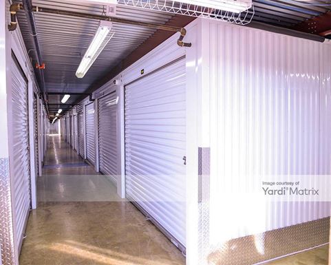 Source URL: https://cdnsc.rentcafe.com/dmslivecafe/3/1064835/1064835-1-3.jpg?width=-1&height=385&quality=80