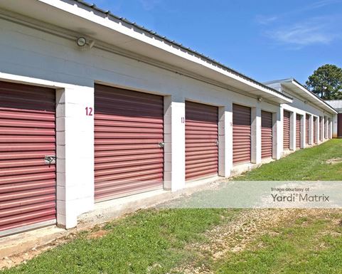 Source URL: https://cdnsc.rentcafe.com/dmslivecafe/3/1064865/1064865-1-4.jpg?width=-1&height=385&quality=80