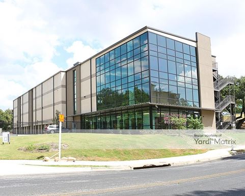 Source URL: https://cdnsc.rentcafe.com/dmslivecafe/3/1064868/1064868-1-1.jpg?width=-1&height=385&quality=80