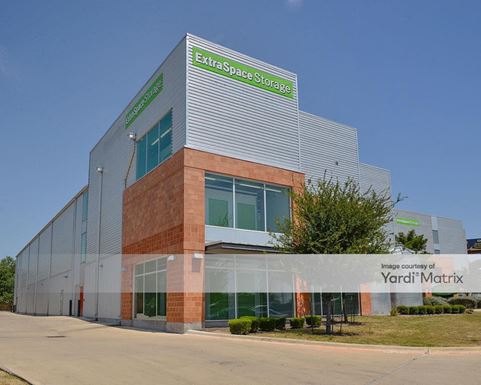 Source URL: https://cdnsc.rentcafe.com/dmslivecafe/3/1064875/1064875-1-2.jpg?width=-1&height=385&quality=80