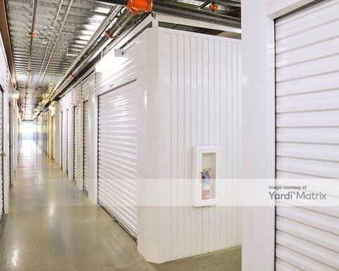 Source URL: https://cdnsc.rentcafe.com/dmslivecafe/3/1064881/1064881-1-3.jpg?width=-1&height=385&quality=80