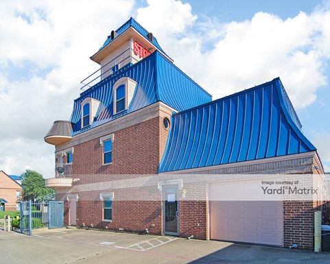 Source URL: https://cdnsc.rentcafe.com/dmslivecafe/3/1064884/1064884-1-3.jpg?width=-1&height=385&quality=80